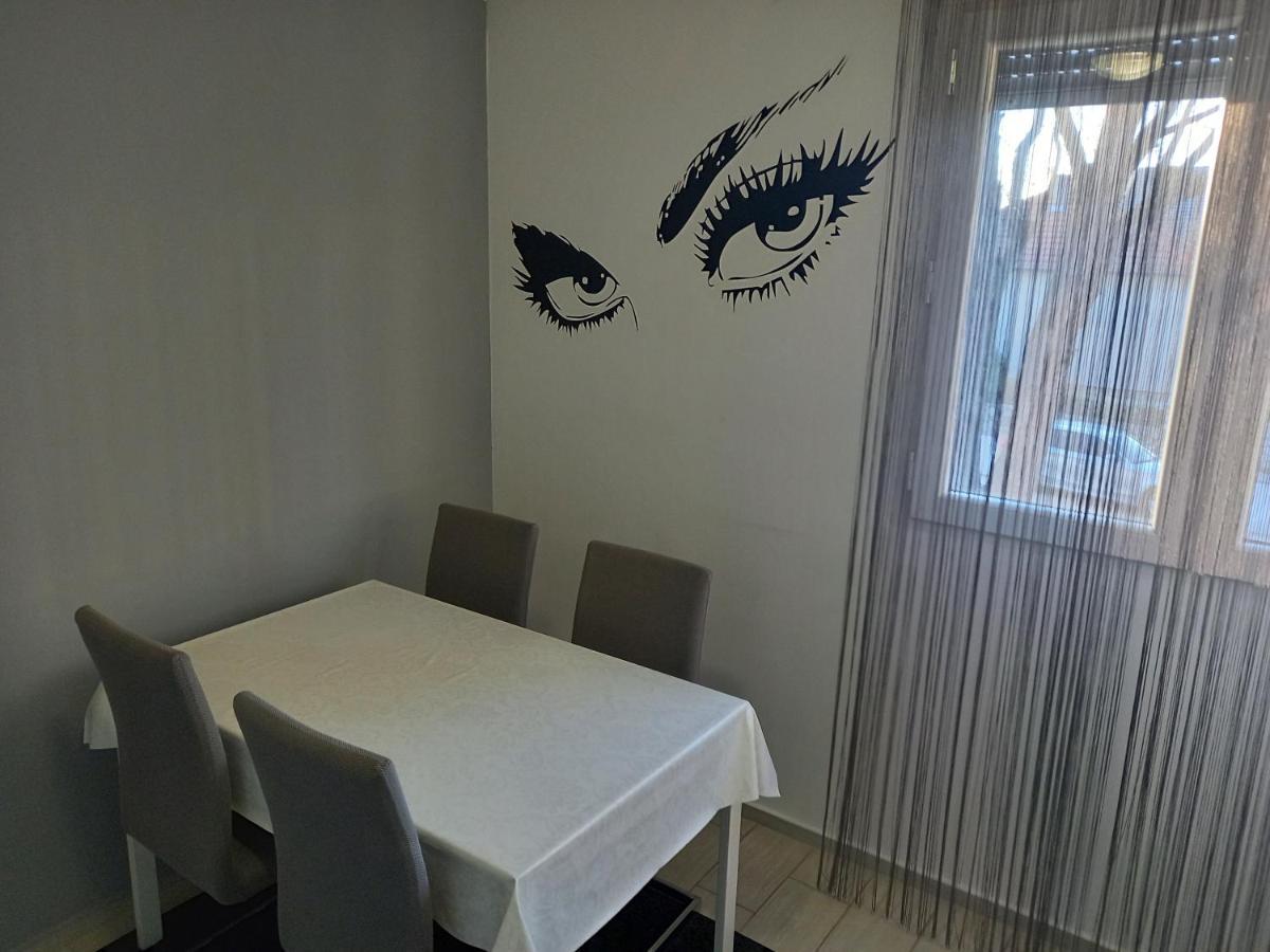 ווינקובצי Apartment Sven מראה חיצוני תמונה